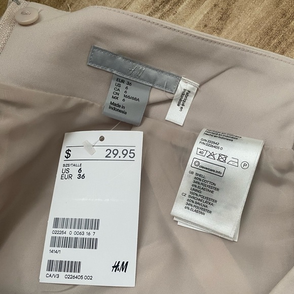 H&M Blush Pencil Skirt NWT - Picture 5 of 5